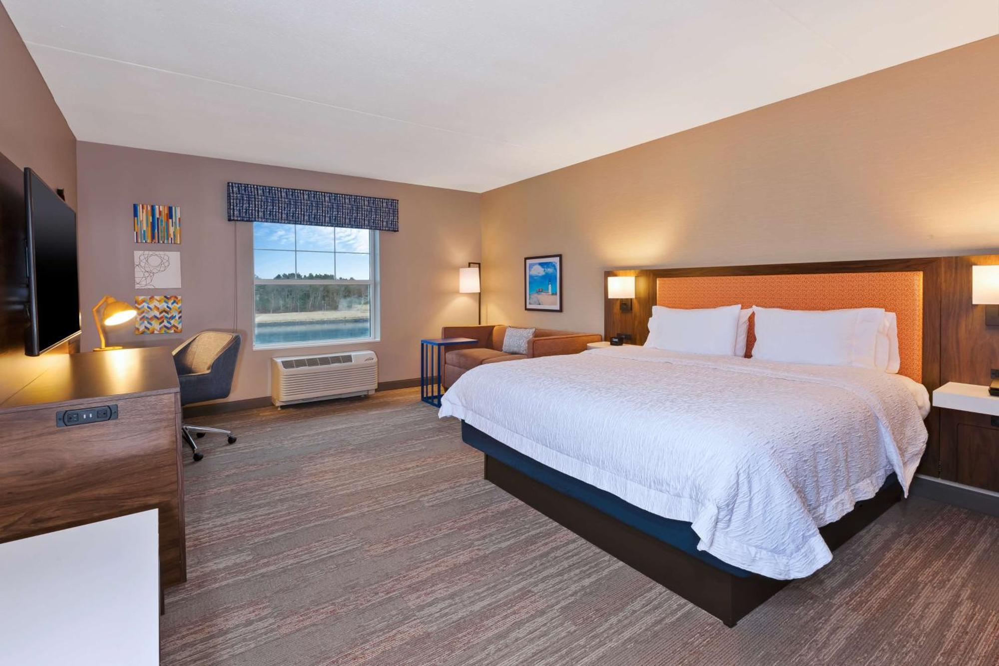 Hampton Inn Cape Cod Canal Bourne Exterior photo