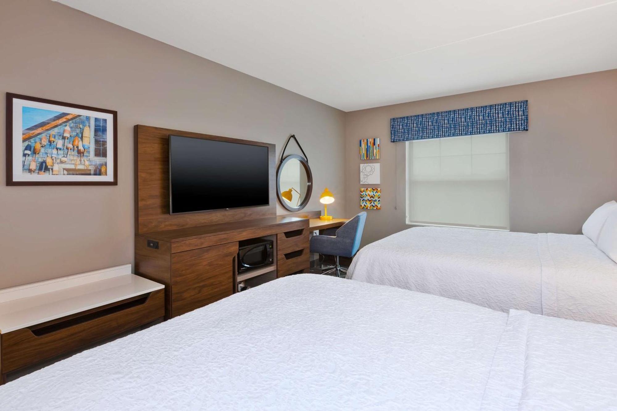 Hampton Inn Cape Cod Canal Bourne Exterior photo