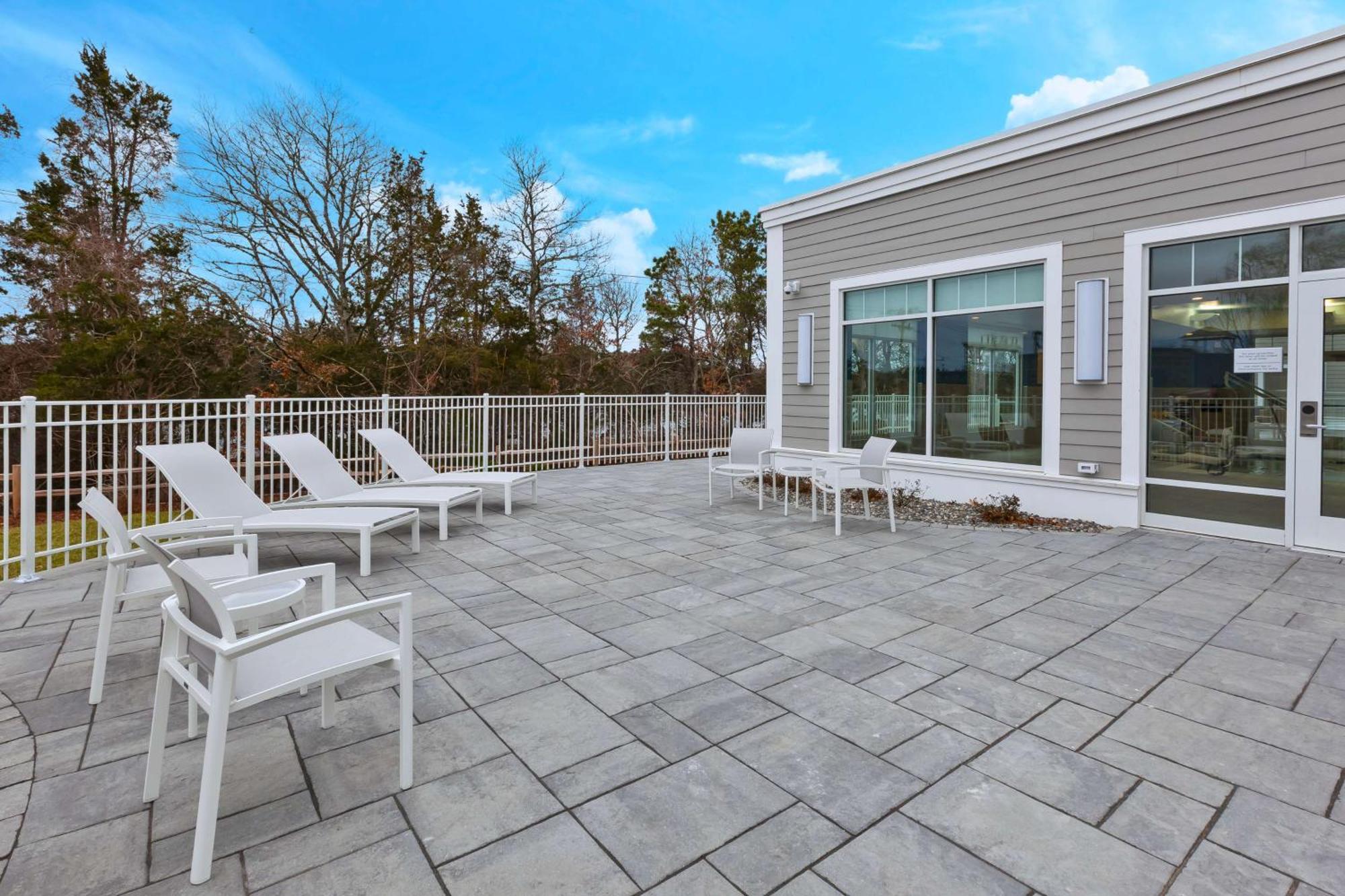 Hampton Inn Cape Cod Canal Bourne Exterior photo