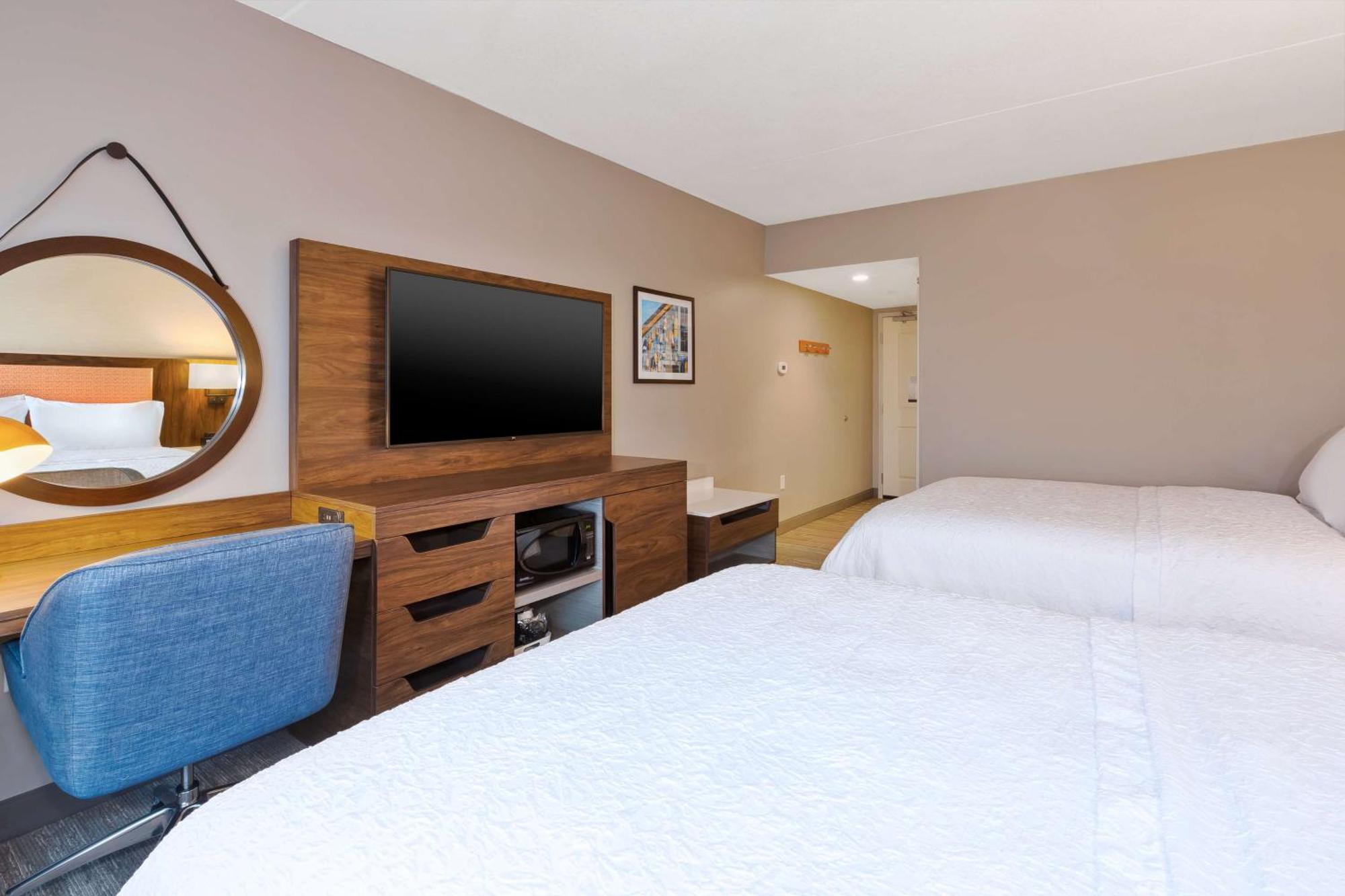 Hampton Inn Cape Cod Canal Bourne Exterior photo