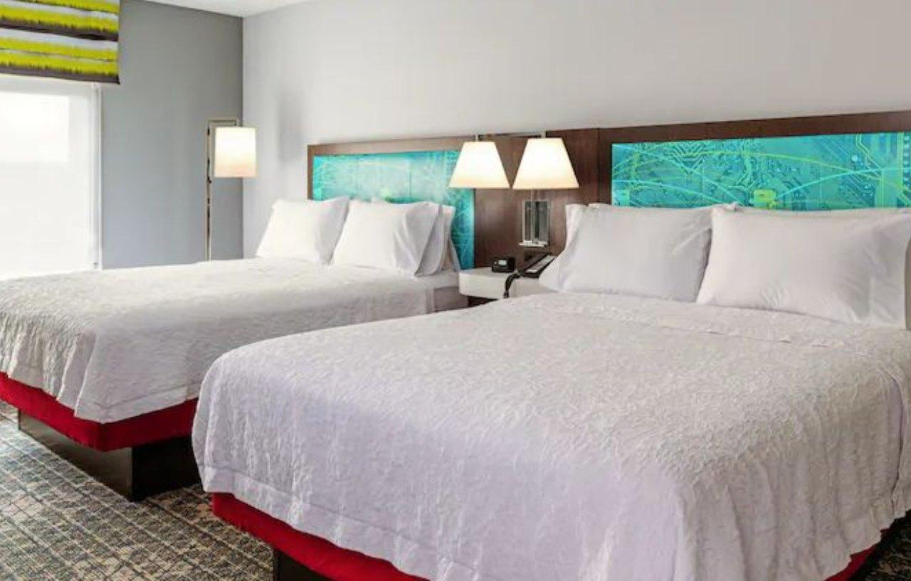 Hampton Inn Cape Cod Canal Bourne Exterior photo